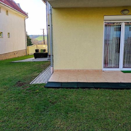 Ferienwohnung Var-Lak Apartman Hévíz Exterior foto