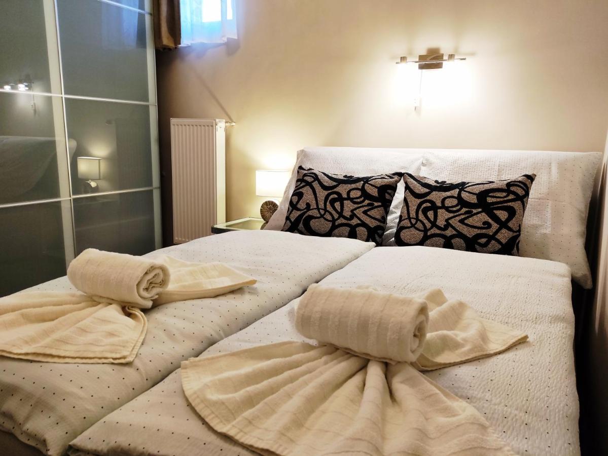 Ferienwohnung Var-Lak Apartman Hévíz Exterior foto